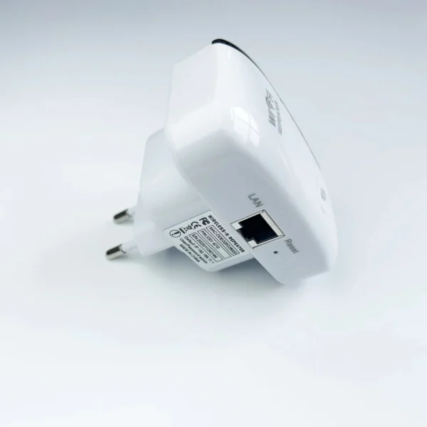 BEST QUALITY Wi-Fi Range Extender. - Image 3